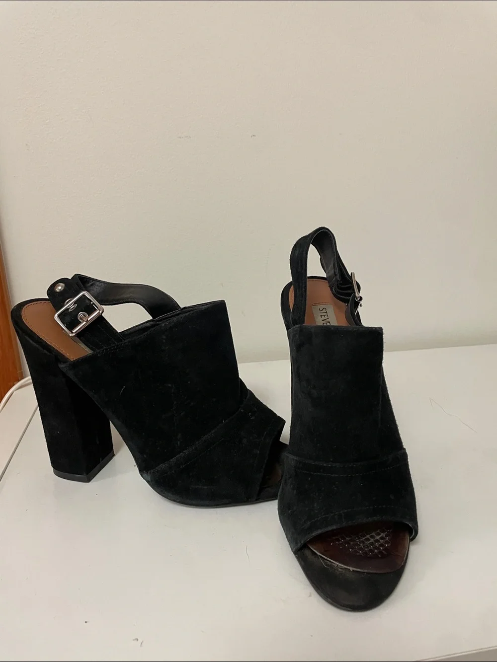 Steve Madden Black Suede Slingback Block Heel Sandals